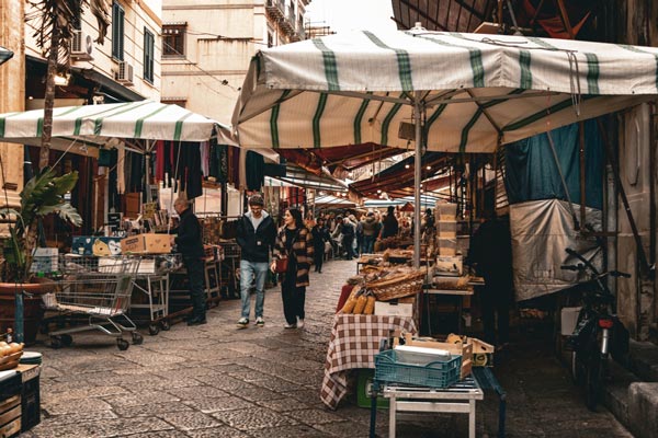 palermo market and umbrellas 600 400